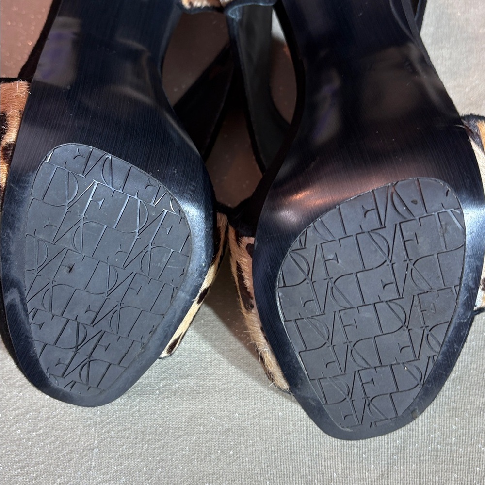 Diane Von Furstenberg Zia Cheetah Heels Calf Hair Criss Cross Slingback - sz 7 🌟 - Picture 6 of 8